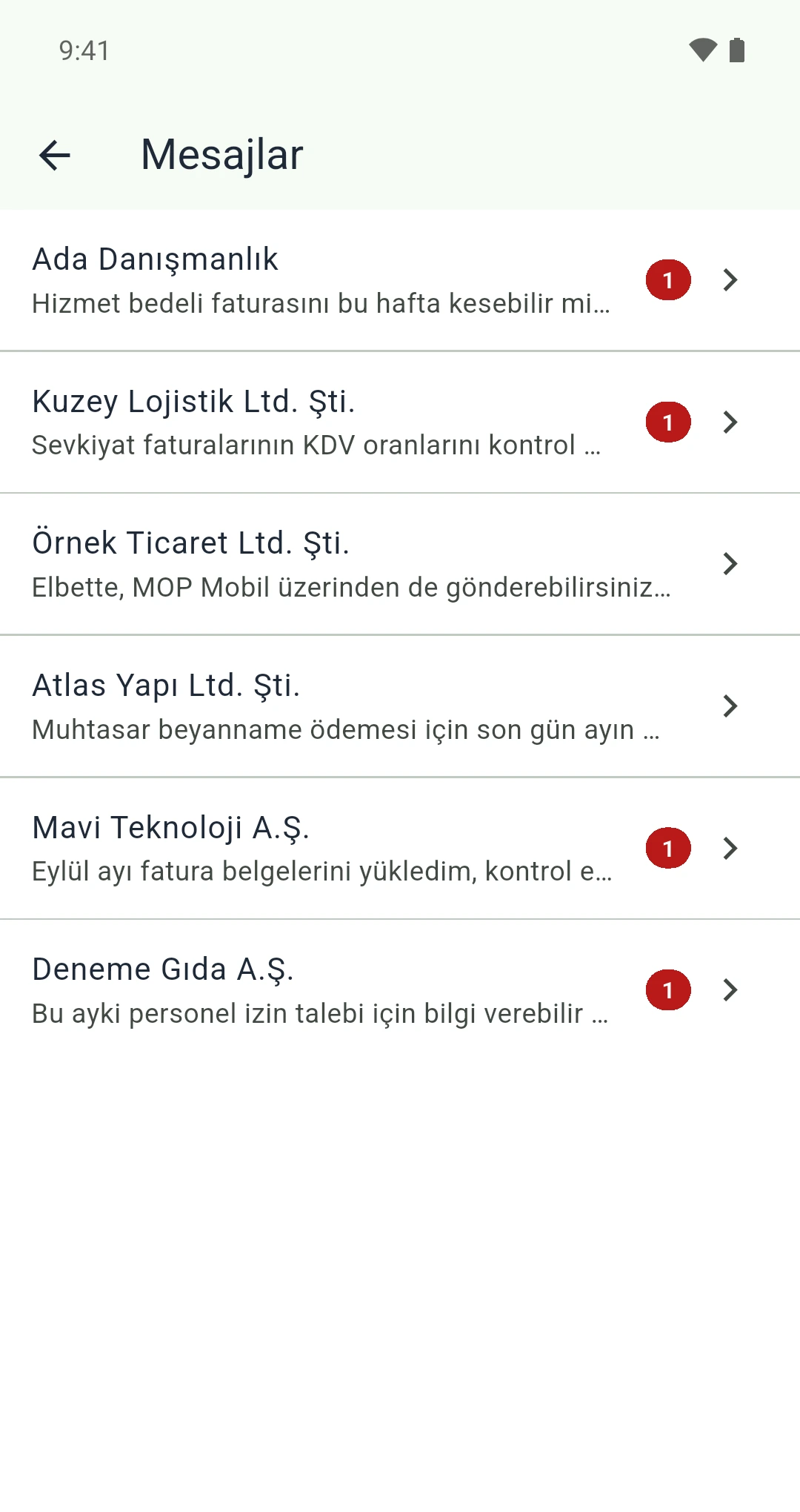 MOP Mobil muhasebeci görünümü: ofis hesabıyla Mesajlar ekranında, okunmamış mesajı olan mükellefler listeleniyor.